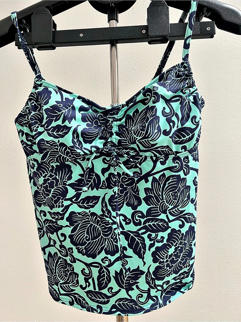 Lands’ End Women’s 10 Tankini Swim Top Underwire Bra Aqua Navy Floral NWT